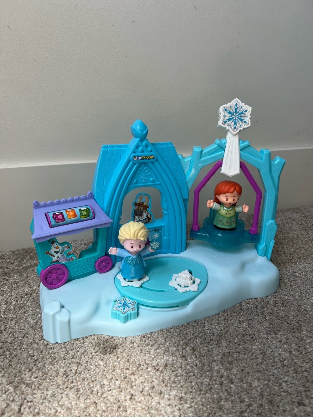 Fisher-Price Little People Disney Frozen Arendelle Winter Wonderland Playset
